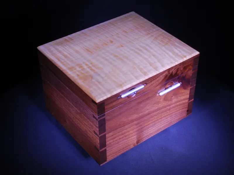 Bespoke custom Dovetail Humidor with a curly maple lid, a classic bespoke furnishing by Majesty Woodworks