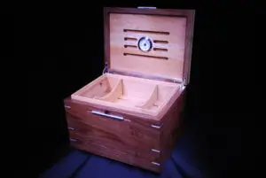 Stunning desktop humidor